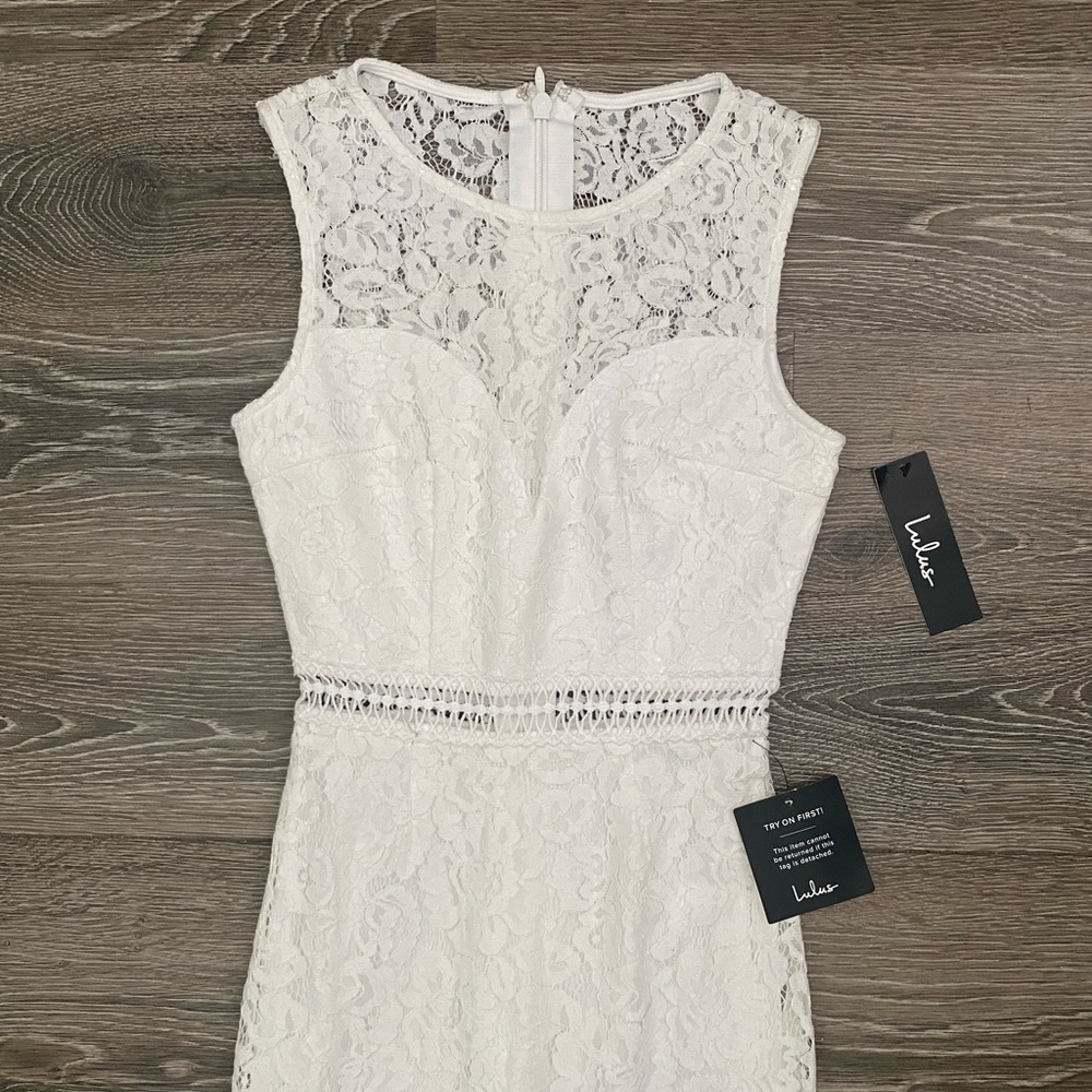 NWT Lulu’s White Lace Maxi Wedding Dress
